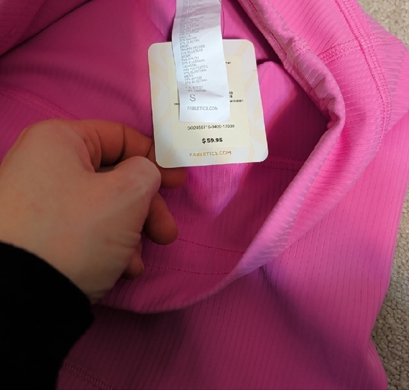 Fabletics Vibrant Pink Ribbed Set - Picture 4 of 4